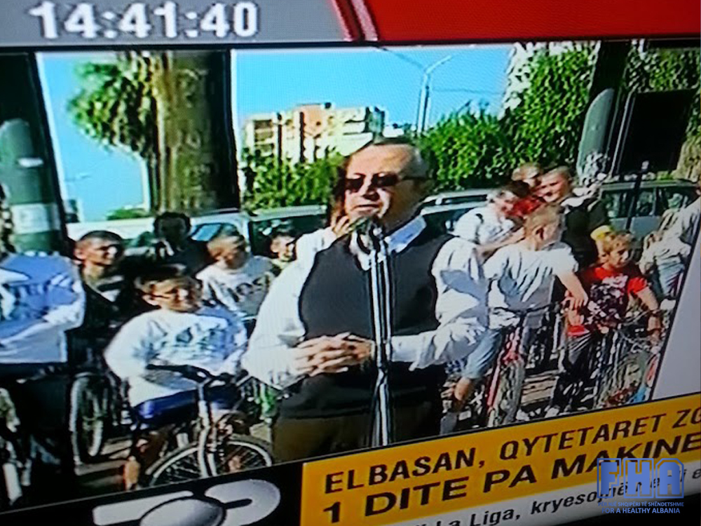 Një aktivitet i mbajtur në sheshin "Gensher" për të nxitur të rinjtë dhe jo vetëm për të përdorur biçikletat
